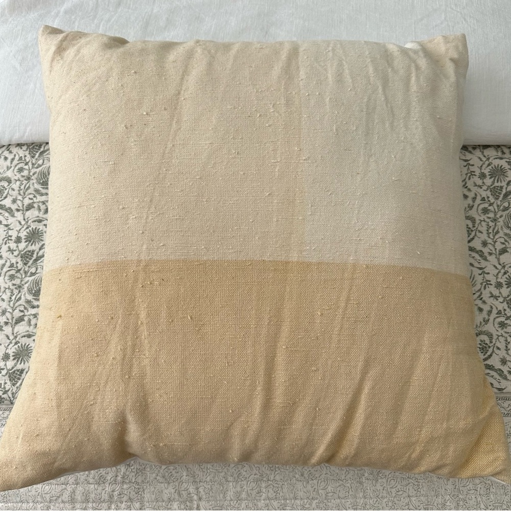 24x24 Decorative Linen Throw Pillow - Yellow & White